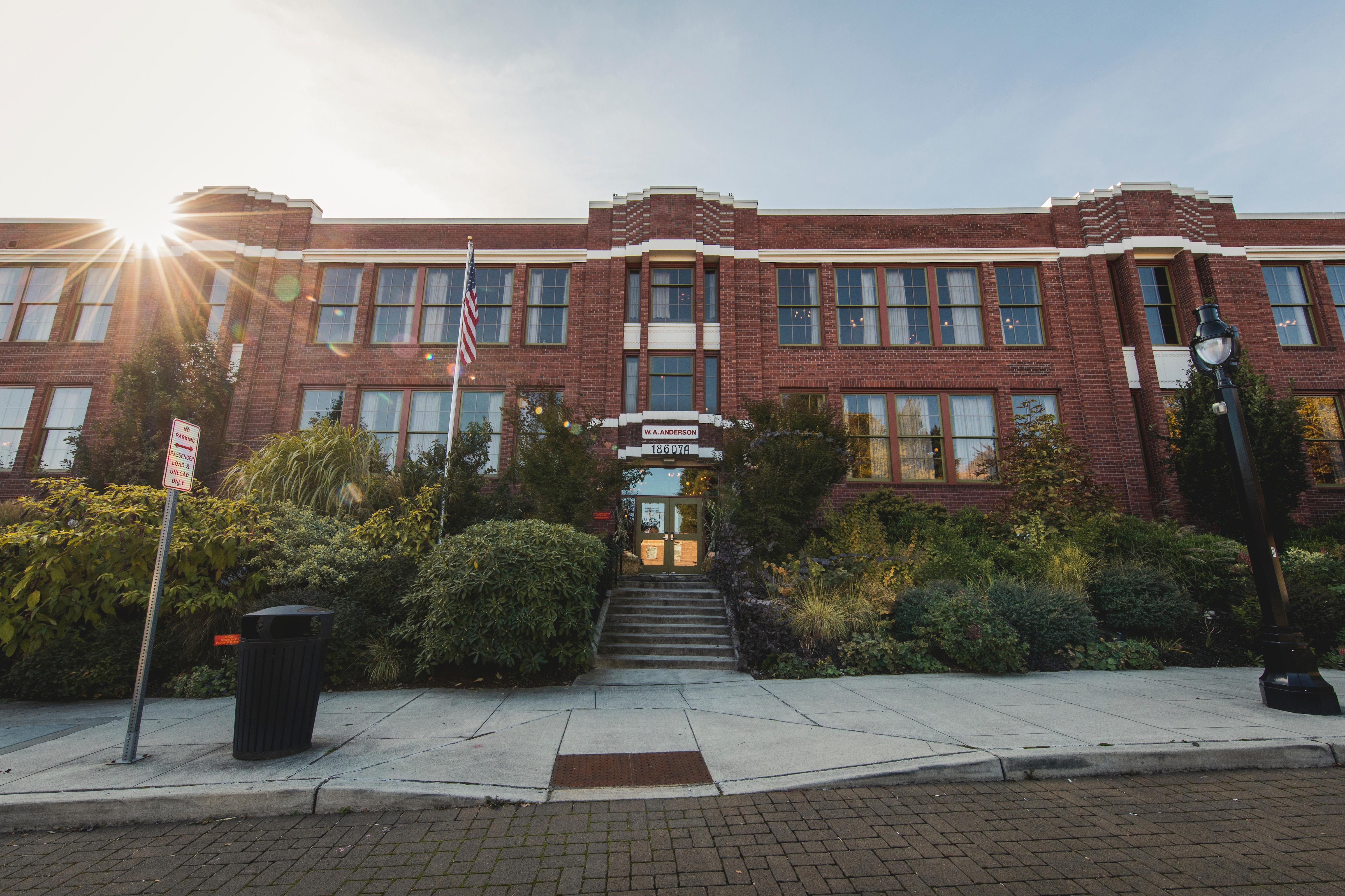 Hotel Mcmenamins Anderson School Bothell Exterior foto